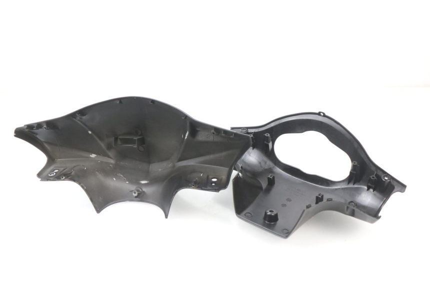 photo de HANDLE BAR PANEL KYMCO AGILITY PREMIUM 50 (2007 - 2010)