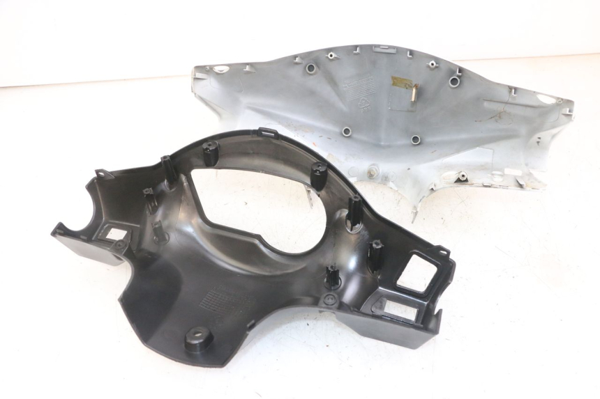photo de HANDLEBAR COVER SYM ORBIT 2 4T 50 (2008 - 2017)