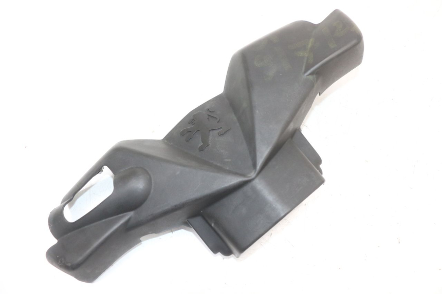 photo de HANDLEBAR COVER PEUGEOT LUDIX 50 (2005 - 2007)