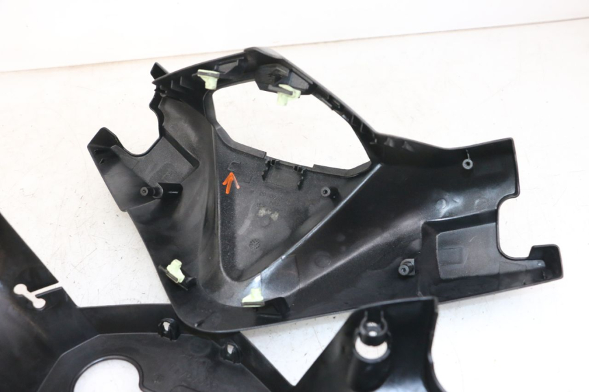 photo de HANDLEBAR COVER PEUGEOT SATELIS 125 (2006 - 2009)