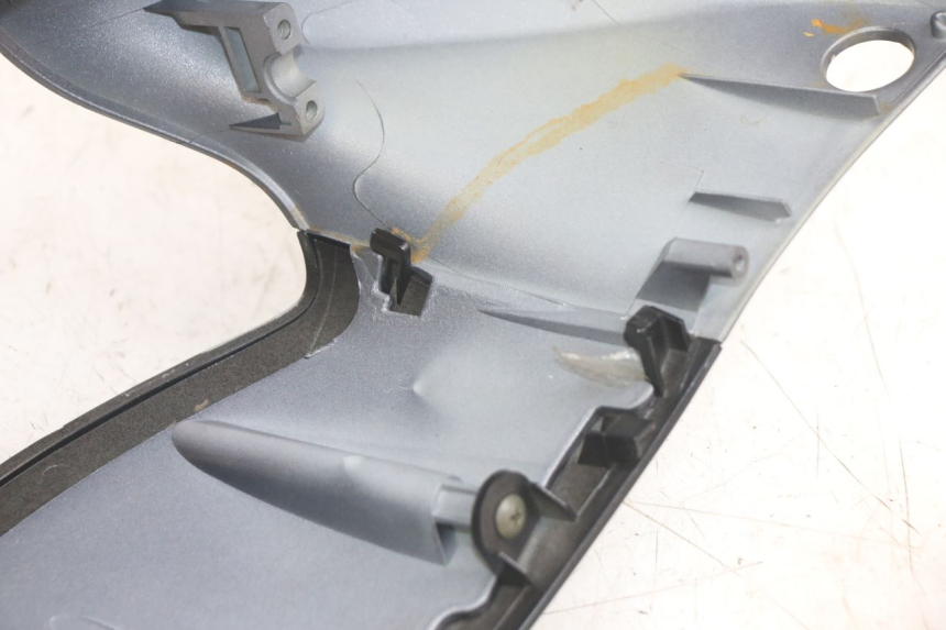 photo de HANDLEBAR COVER PEUGEOT TWEET 4T 50 (2014 - 2019)