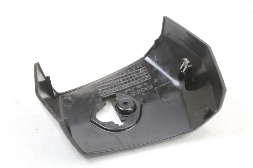 photo de HANDLEBAR COVER PIAGGIO X10 125 (2012 - 2017)