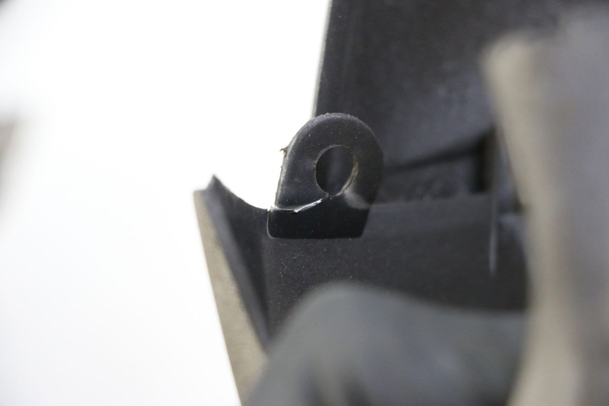 photo de HANDLEBAR COVER PIAGGIO X8 125 (2004 - 2007)