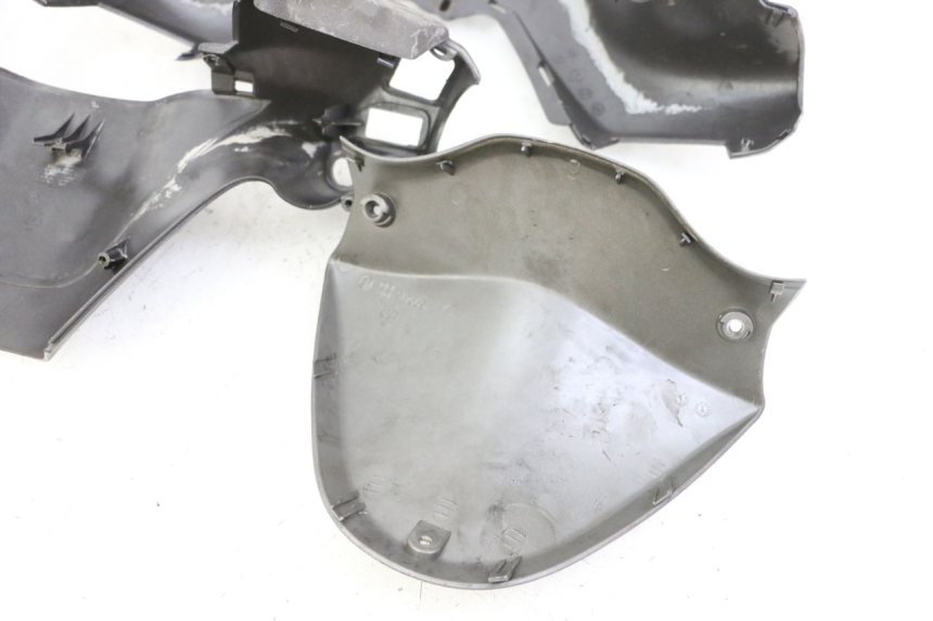 photo de HANDLEBAR COVER PIAGGIO X8 125 (2004 - 2007)