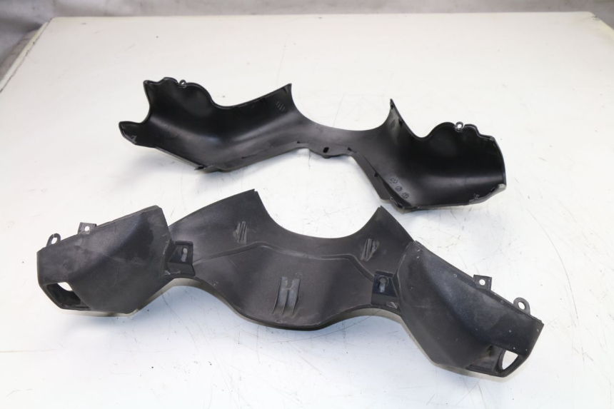 photo de HANDLEBAR COVER PIAGGIO X9 EVOLUTION 125 (2003 - 2007)