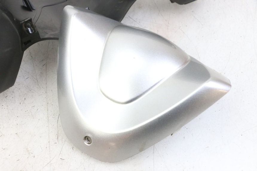 photo de HANDLEBAR COVER PIAGGIO XEVO - X EVO 125 (2007 - 2016)