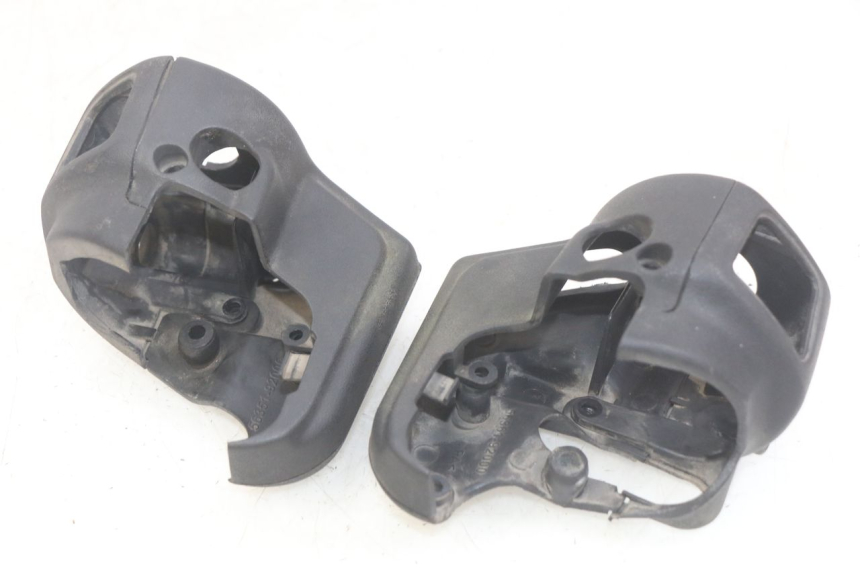 photo de HANDLEBAR COVER APRILIA SCARABEO LIGHT 125 (2007 - 2011)