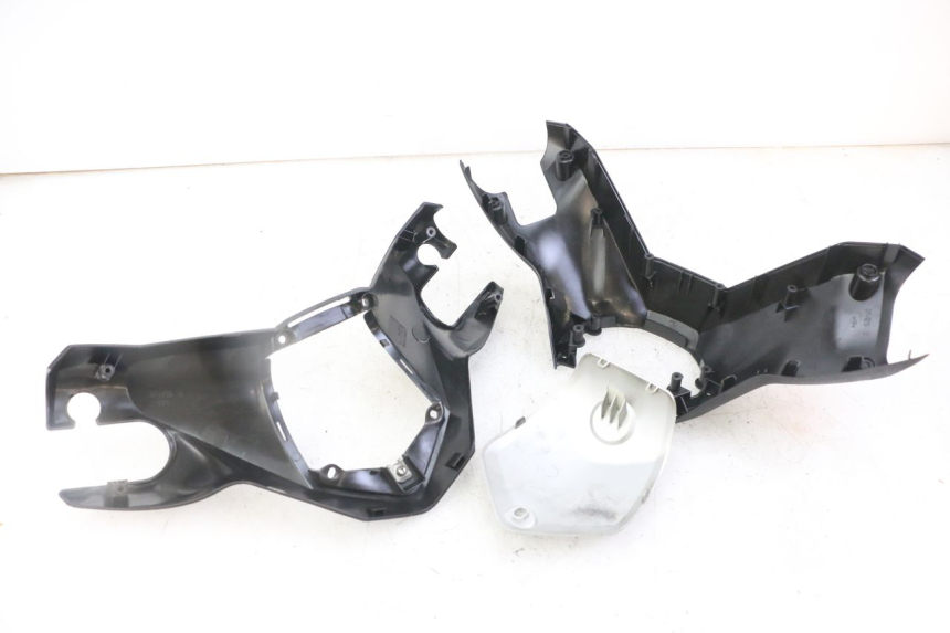 photo de HANDLEBAR COVER YAMAHA X-MAX XMAX 125 (2010 - 2014)