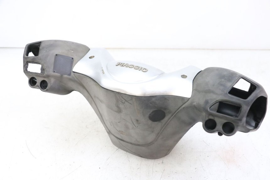 photo de HANDLEBAR COVER PIAGGIO XEVO - X EVO 125 (2007 - 2017) - Fixing points details