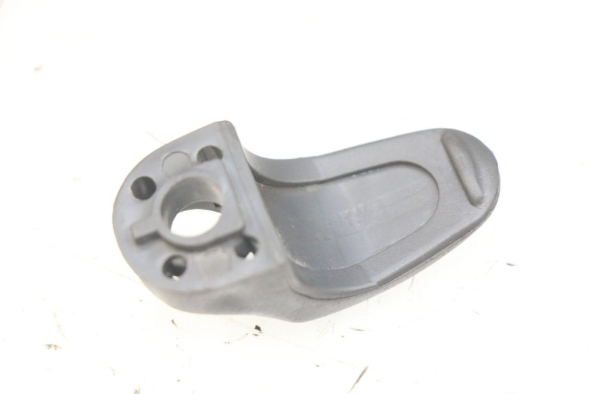 photo de LUGGAGE HOOK KYMCO AGILITY 16+ 4T 50 (2018 - 2023)