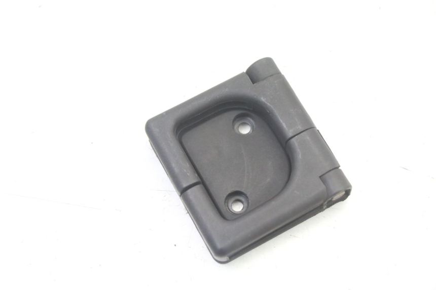 photo de LUGGAGE HOOK PEUGEOT CITYSTAR 50 (2013 - 2017)