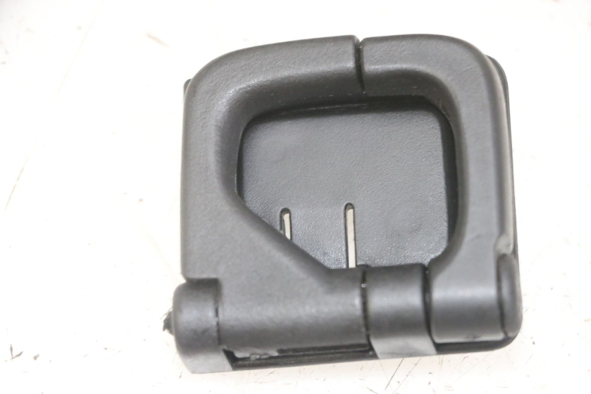 photo de BAG HOOK PIAGGIO NRG POWER PUREJET 50 (2018 - 2021)