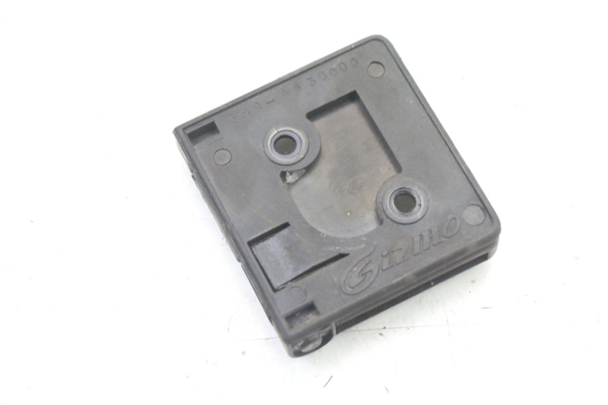 photo de LUGGAGE HOOK PEUGEOT CITYSTAR 125 (2011 - 2017)