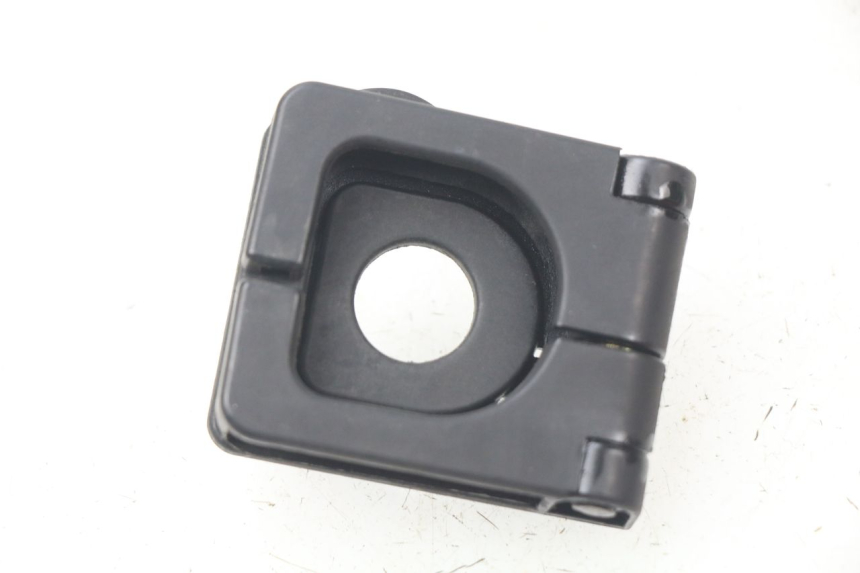 photo de BAG HOOK PEUGEOT SPEEDFIGHT 3 AIR 50 (2009 - 2015)