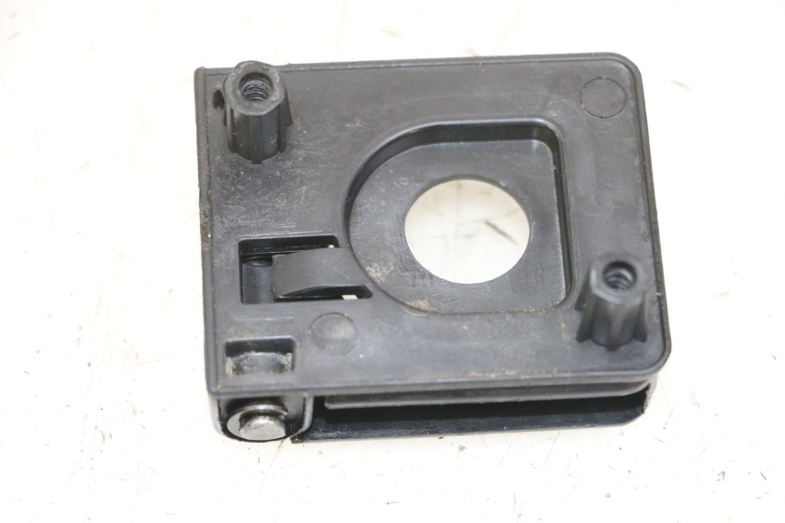 photo de BAG HOOK PEUGEOT STREETZONE I 2T 50 (2018 - 2020)