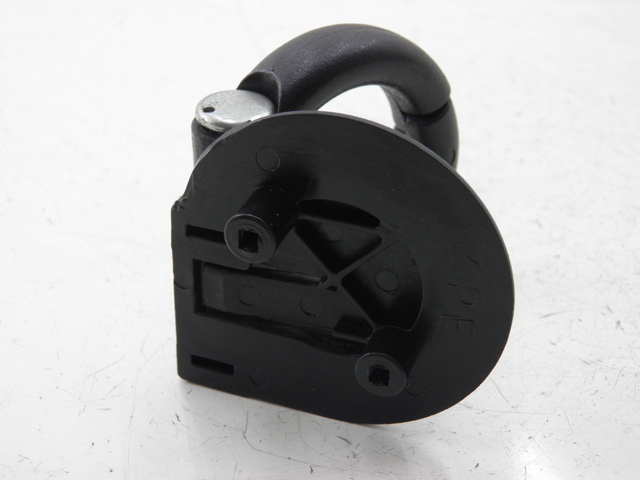 photo de LUGGAGE HOOK PIAGGIO ZIP 2T 50 (2009 - 2019)