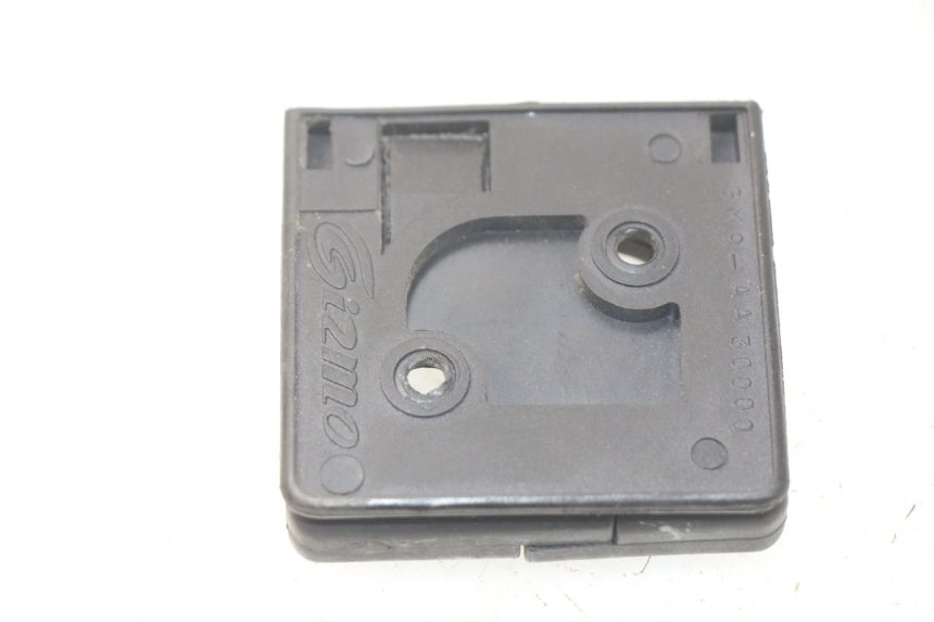 photo de BAG HOOK PEUGEOT SATELIS 300 (2012 - 2015)