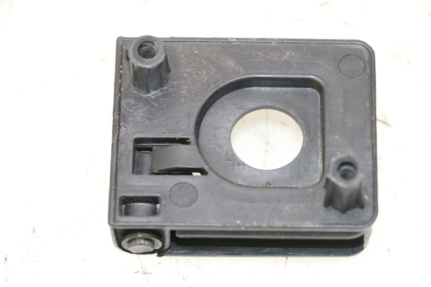 photo de BAG HOOK PEUGEOT STREETZONE I 2T 50 (2018 - 2020)