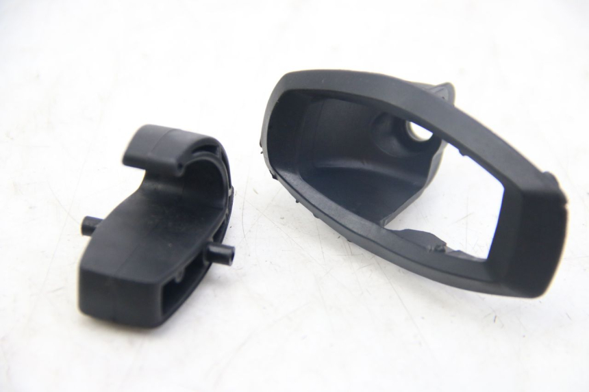 photo de LUGGAGE HOOK SYM JET 4 4T 50 (2018 - 2021)