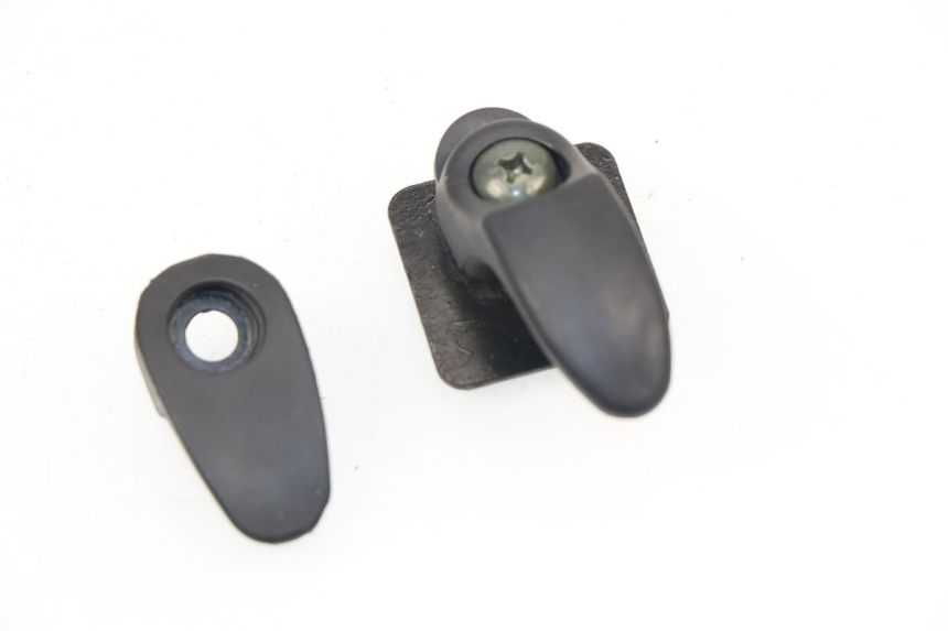 photo de BAG HOOK SYM SYMPLY 4T 50 (2012 - 2015)