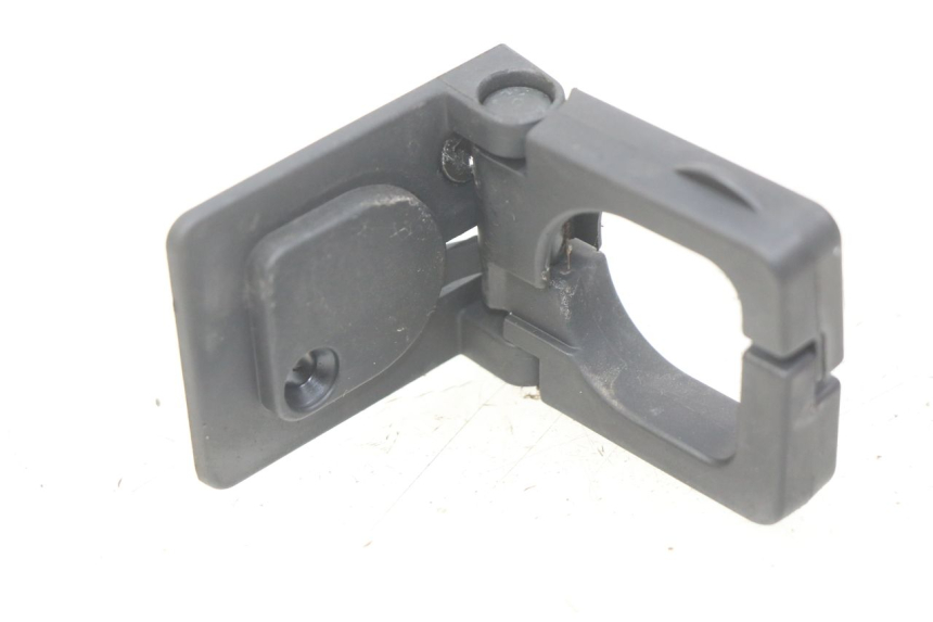 photo de LUGGAGE HOOK PEUGEOT VIVACITY NEW 4T 50 (2008 - 2017)