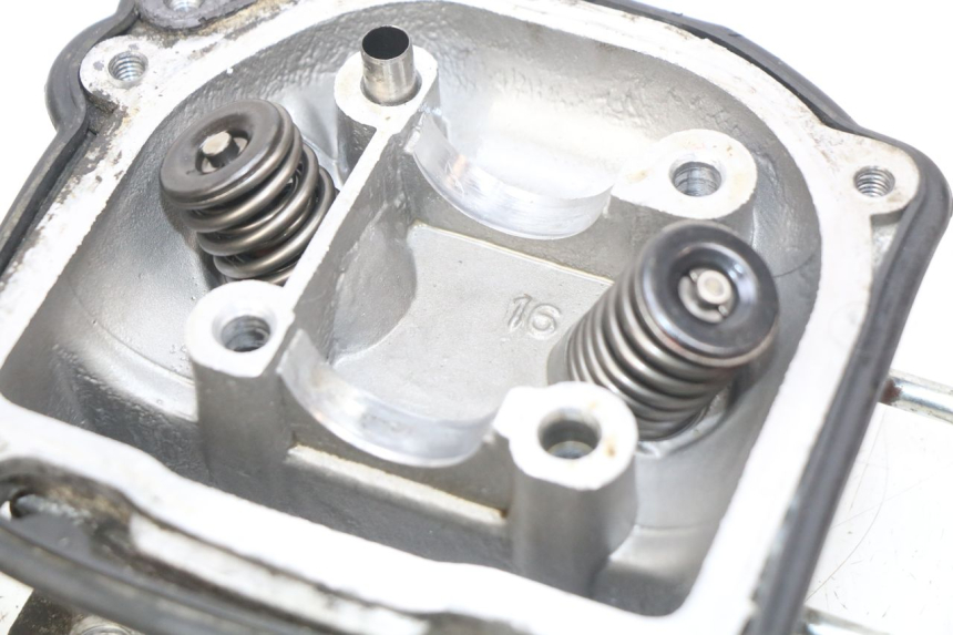 photo de CYLINDER HEAD KYMCO AGILITY 4T 50 (2005 - 2018)