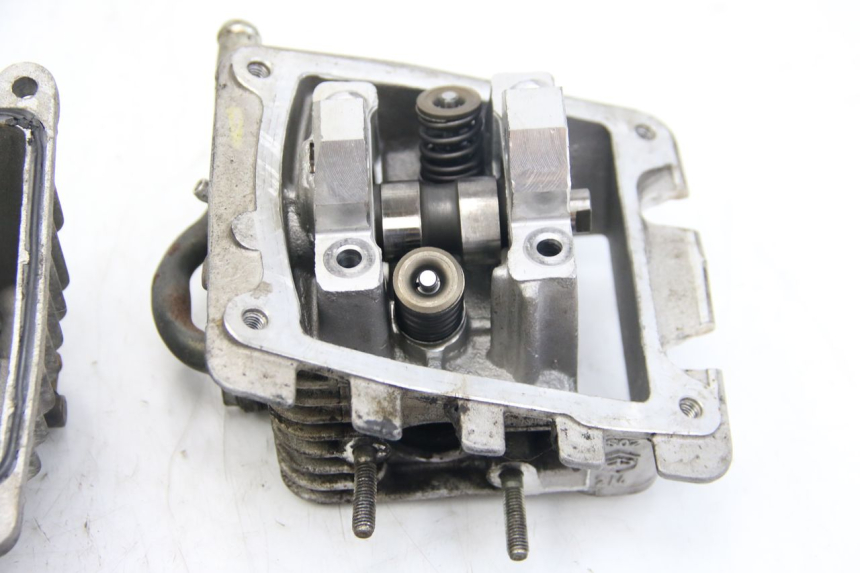photo de CYLINDER HEAD APRILIA SCARABEO 4T 50 (2009 - 2017)