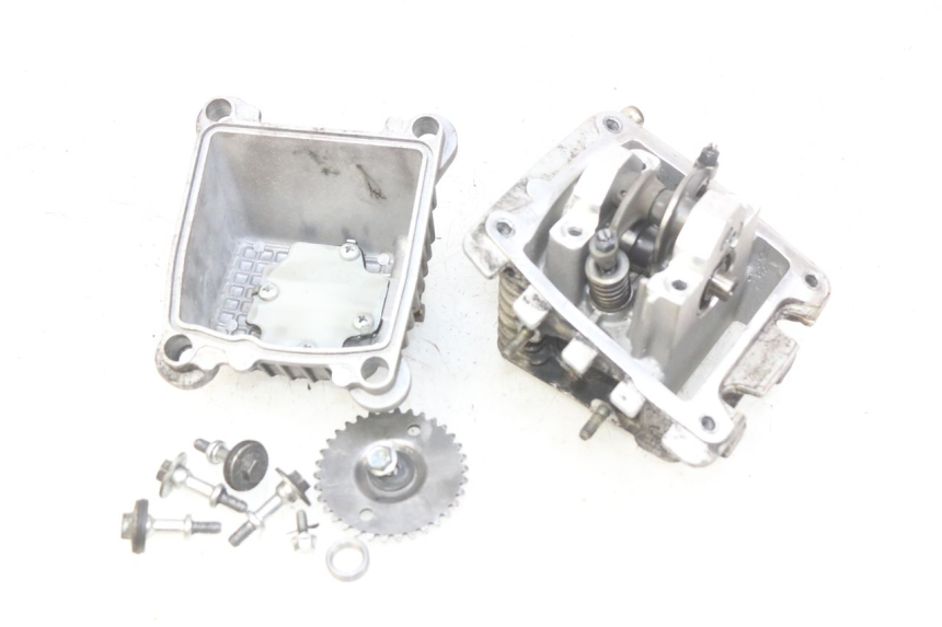 photo de CYLINDER HEAD APRILIA SCARABEO 100 (2003 - 2012)