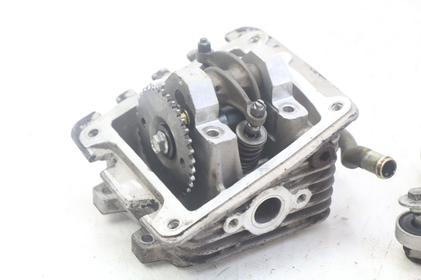 photo de CYLINDER HEAD APRILIA SCARABEO 100 (2003 - 2012)