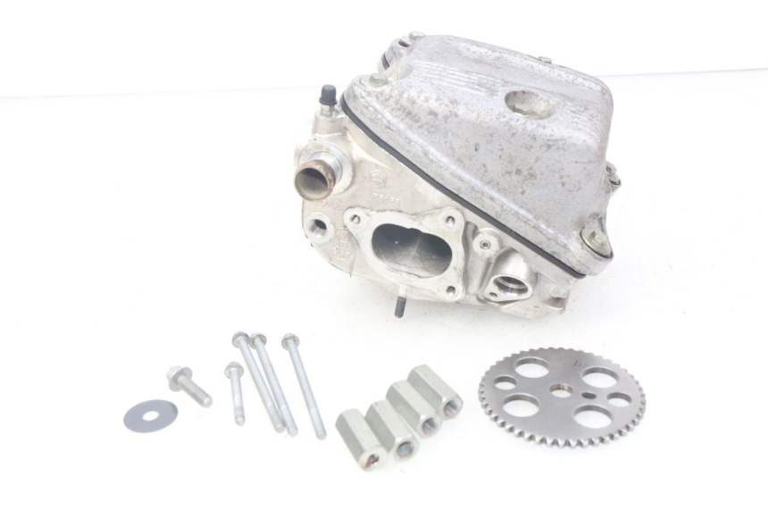 photo de REAR CYLINDER HEAD APRILIA SRV 850 (2012 - 2017)
