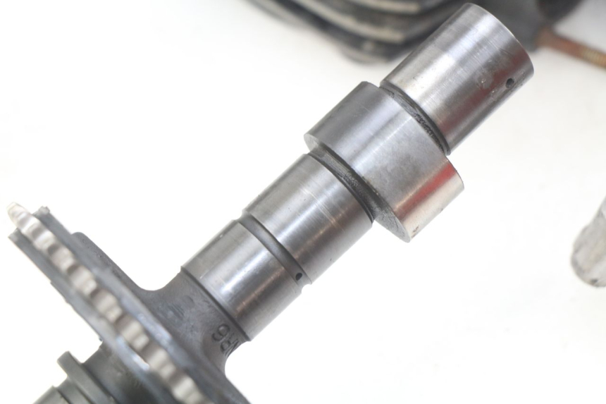 photo de REAR CYLINDER HEAD HONDA VF 1000 (1984 - 1988)