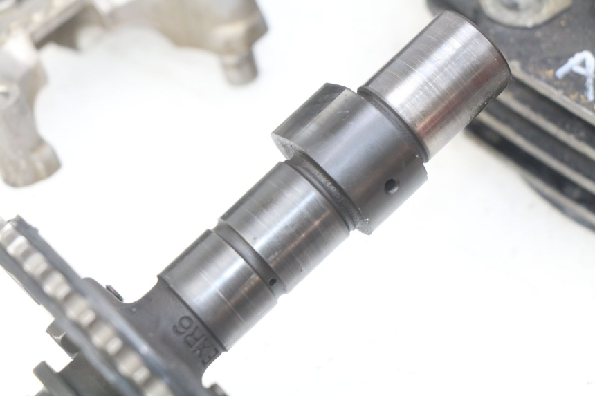 photo de REAR CYLINDER HEAD HONDA VF 1000 (1984 - 1988)