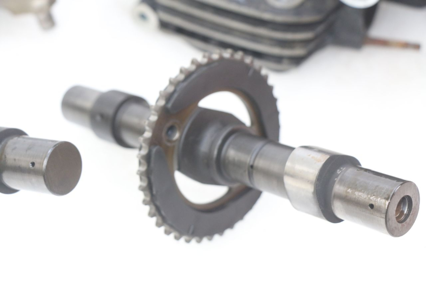 photo de REAR CYLINDER HEAD HONDA VF 1000 (1984 - 1988)