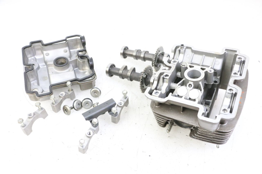 photo de REAR CYLINDER HEAD HYOSUNG GTR 125 (2006 - 2008)
