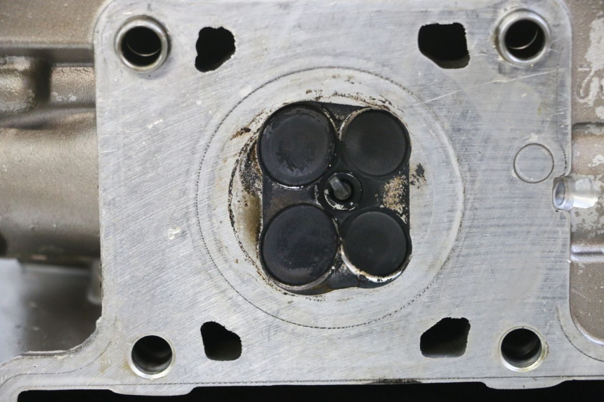 photo de REAR CYLINDER HEAD HYOSUNG GTR 125 (2006 - 2008)