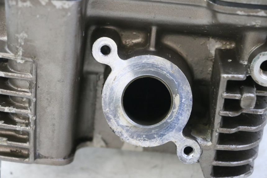 photo de REAR CYLINDER HEAD HYOSUNG GTR 125 (2006 - 2008)