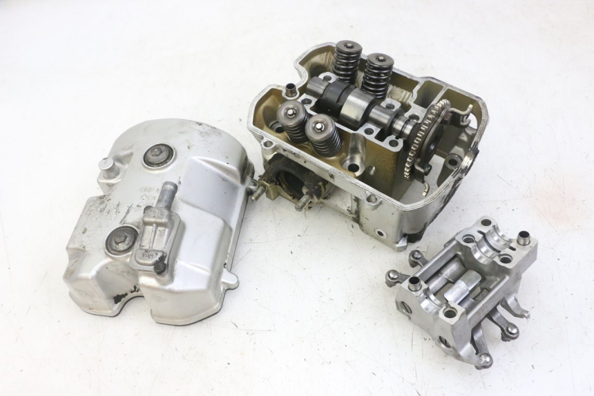 photo de REAR CYLINDER HEAD HONDA NTV DEAUVILLE ABS 700 (2007 - 2016)