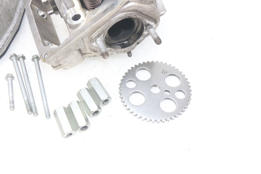 photo de REAR CYLINDER HEAD APRILIA SRV 850 (2012 - 2017)