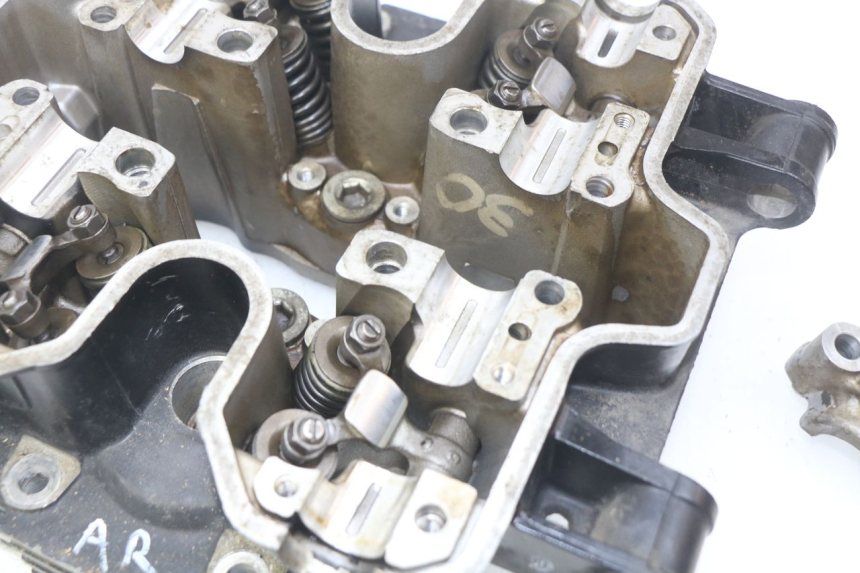 photo de REAR CYLINDER HEAD HONDA VF 1000 (1984 - 1988)