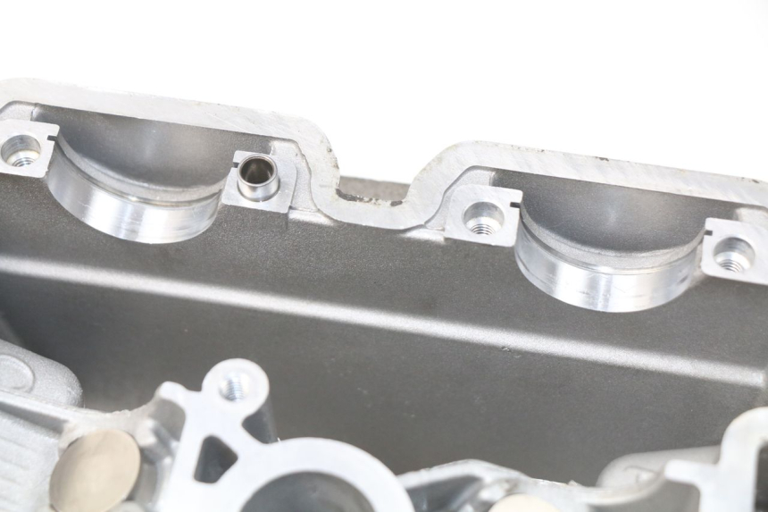 photo de FRONT CYLINDER HEAD HYOSUNG COMET GTR 125 (2007 - 2014)
