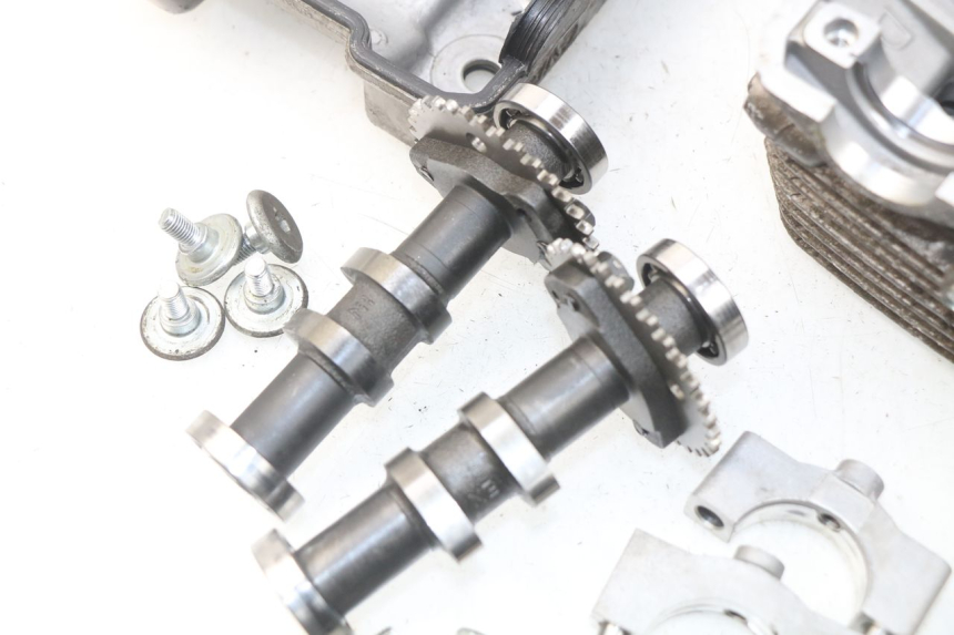 photo de FRONT CYLINDER HEAD HYOSUNG COMET GTR 125 (2007 - 2014)