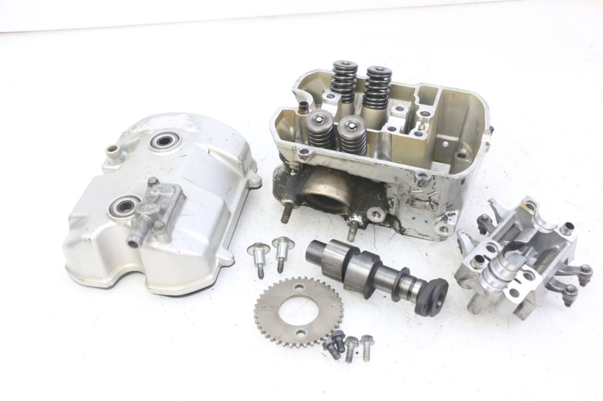 photo de FRONT CYLINDER HEAD HONDA NTV DEAUVILLE ABS 700 (2007 - 2016)