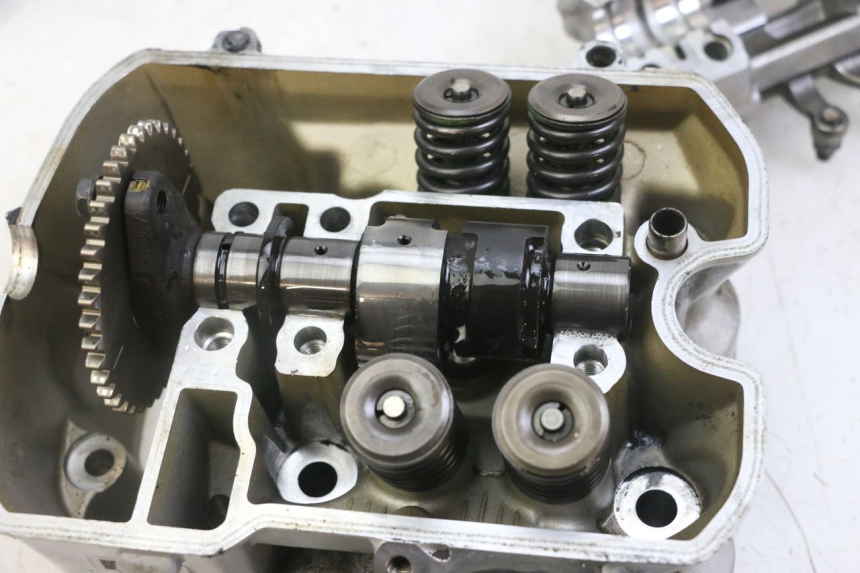 photo de FRONT CYLINDER HEAD HONDA NTV DEAUVILLE ABS 700 (2007 - 2016)