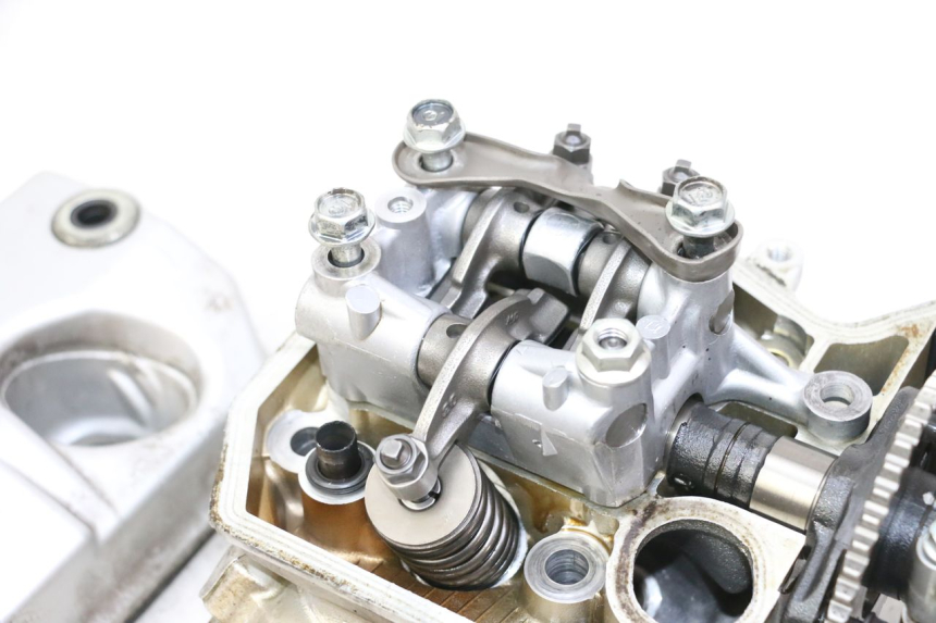 photo de FRONT CYLINDER HEAD HONDA NTV DEAUVILLE 650 (2001 - 2006)