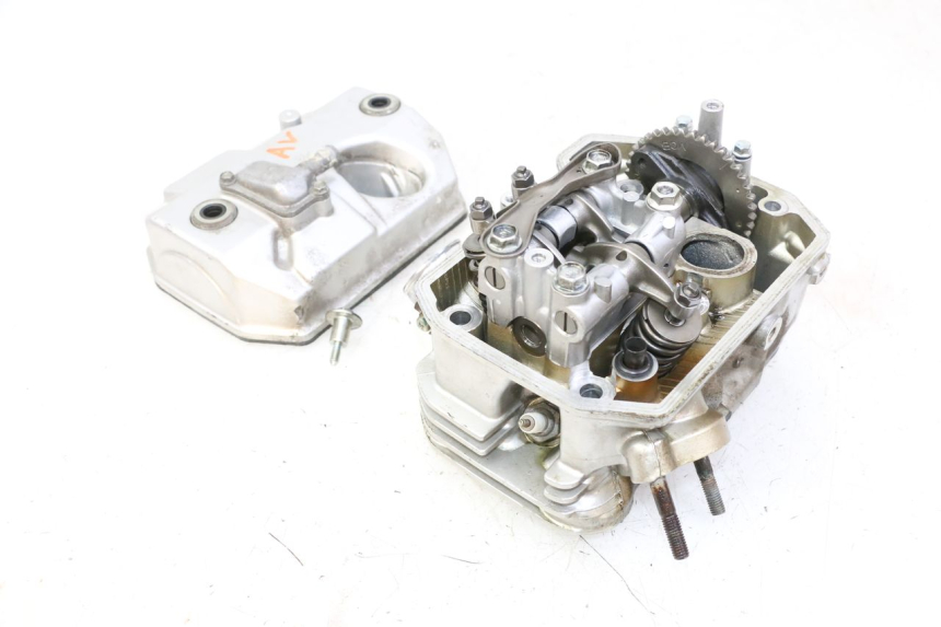 photo de FRONT CYLINDER HEAD HONDA NTV DEAUVILLE 650 (2001 - 2006)
