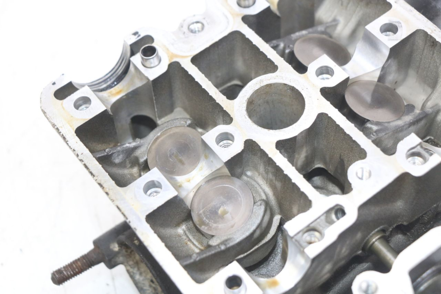 photo de FRONT CYLINDER HEAD SUZUKI SV N 650 (1999 - 2002)