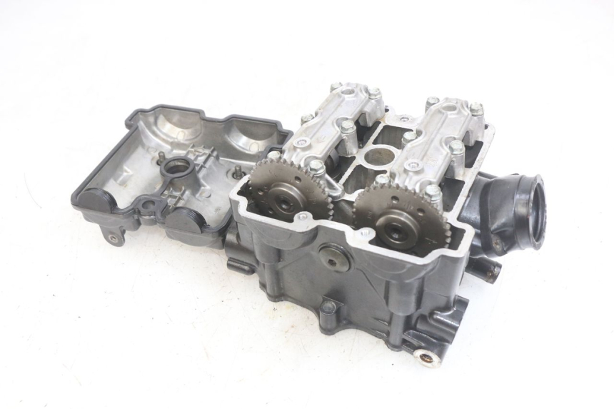 photo de FRONT CYLINDER HEAD SUZUKI SV N 650 (1999 - 2002)