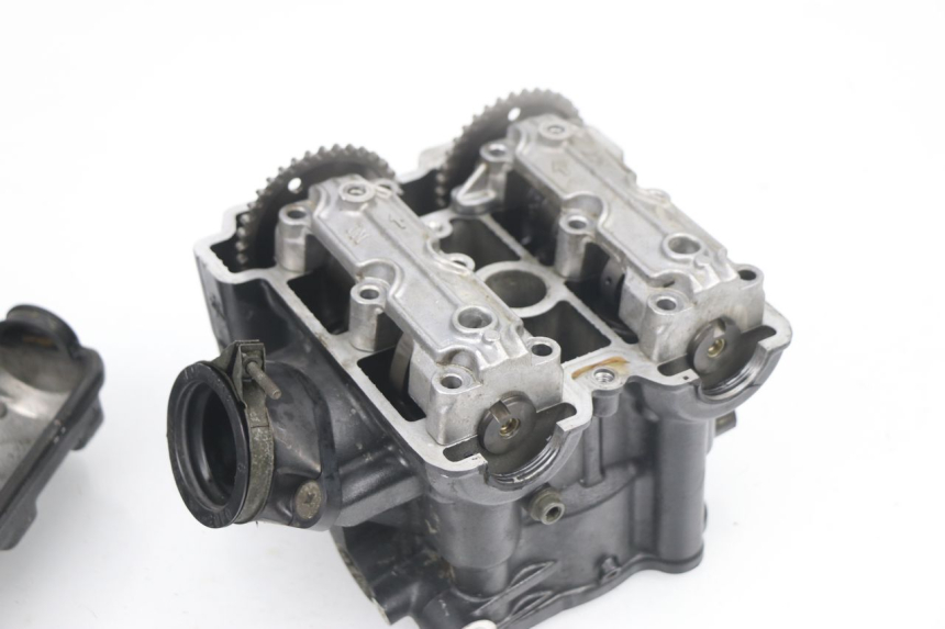 photo de FRONT CYLINDER HEAD SUZUKI SV S 650 (1999 - 2002)