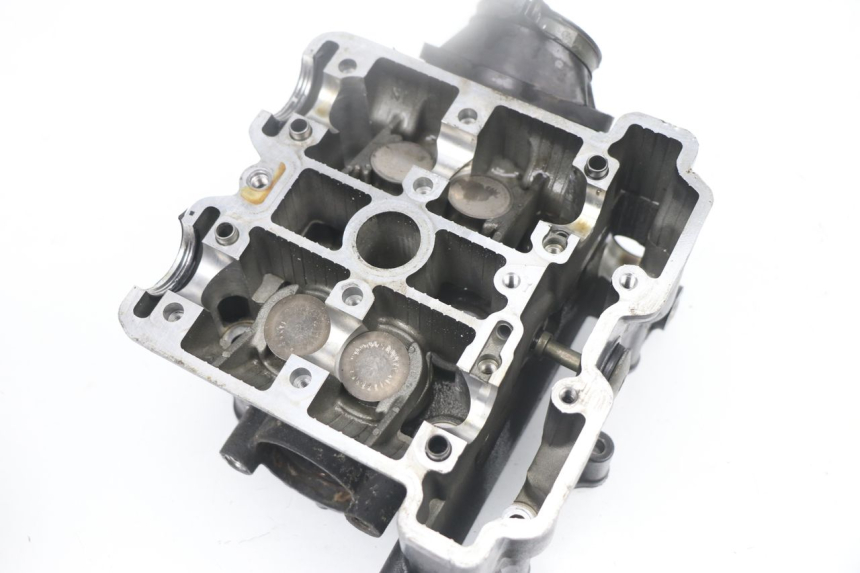 photo de FRONT CYLINDER HEAD SUZUKI SV S 650 (1999 - 2002)