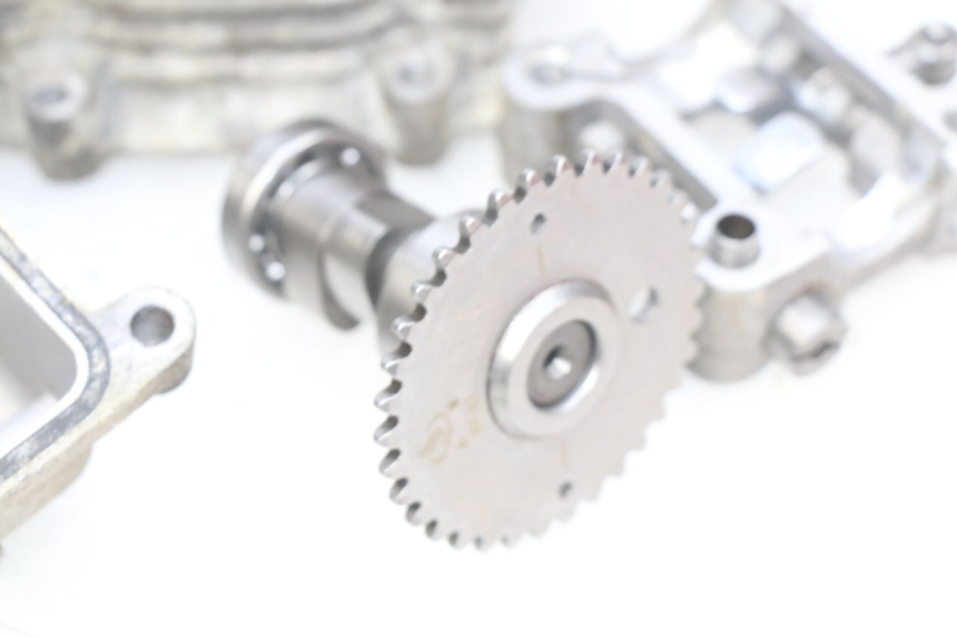 photo de CYLINDER HEAD BAOTIAN BT 50 QT-12 50 (2007 - 2009)